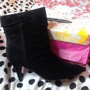 💎NIB💎 Chinese Laundry ankle booties